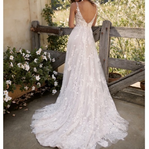 Madi Lane - Harper in Ivory/Ivory, US Size 6, Never sized, never worn - Picture 2 of 8